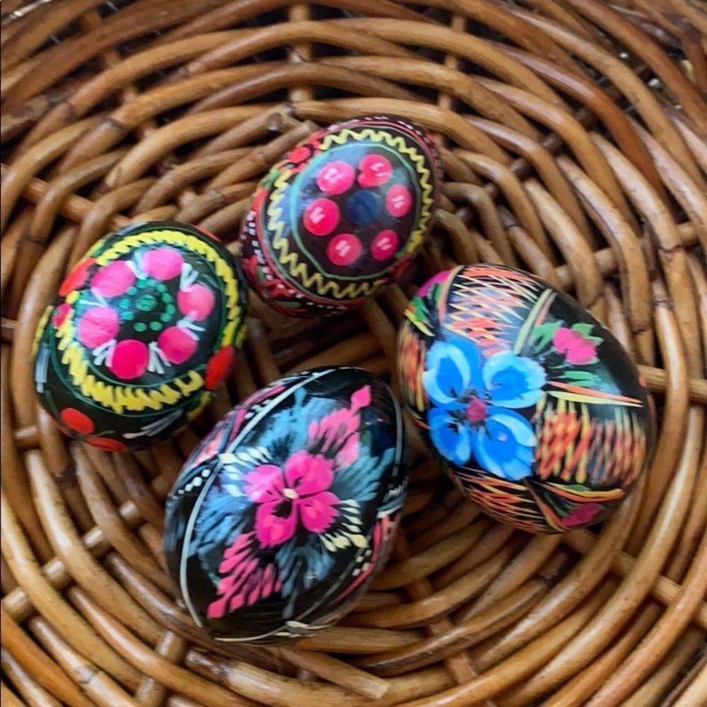 Set of 4 Tropical Decorative Eggs EUC